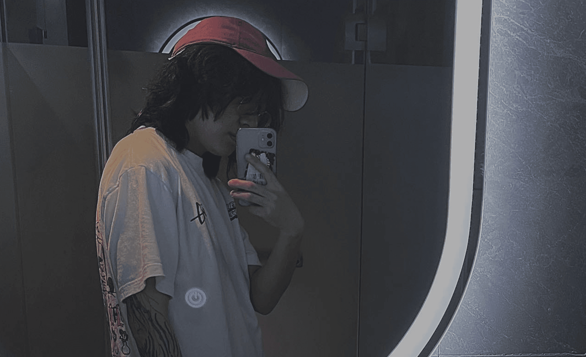 小田 人像